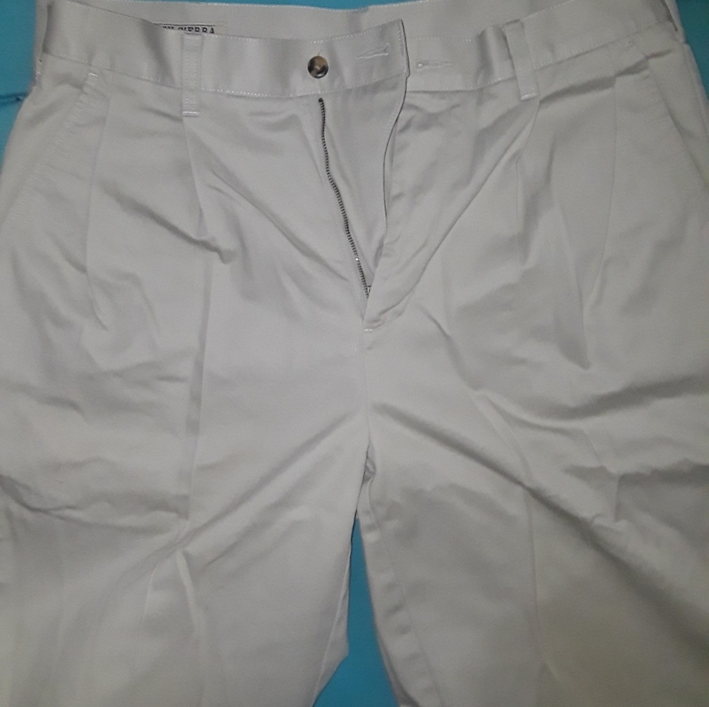 High Sierra loose fit  chinos